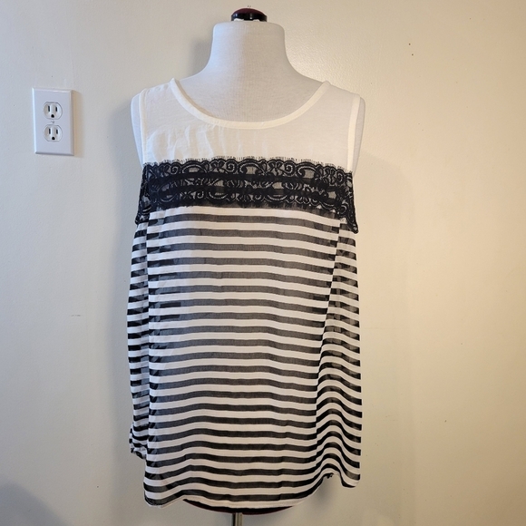 NWT Francesca's Women’s Large Sheer Black White Striped High Low Tank Top - Picture 1 of 12